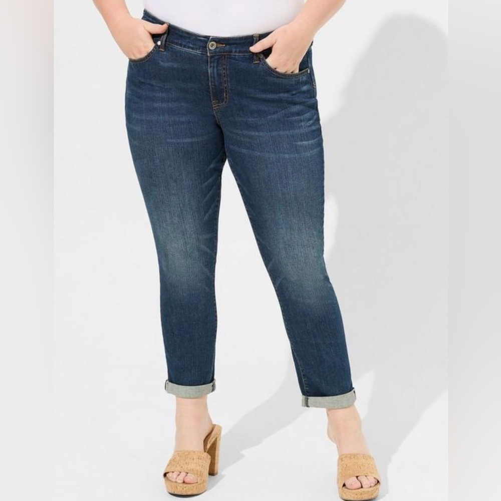Torrid Mid-rise Boyfriend Jeans 16R